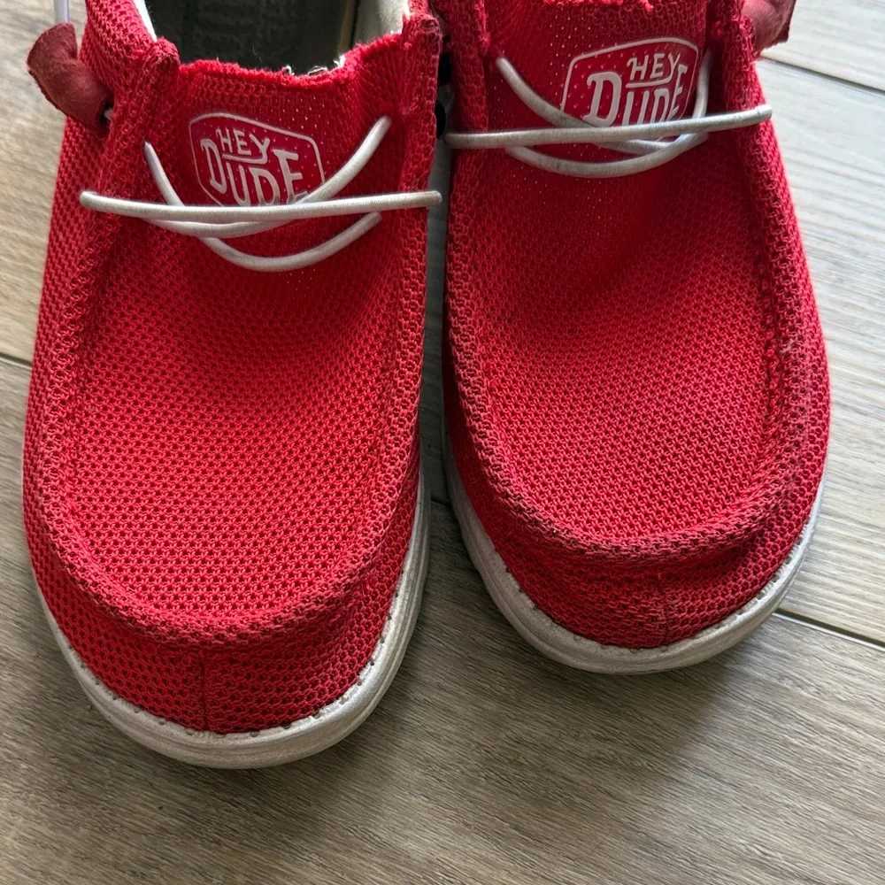 Hey Dude Men’s Wally Sox  in Bright Red (Flame) - Picture 5 of 7